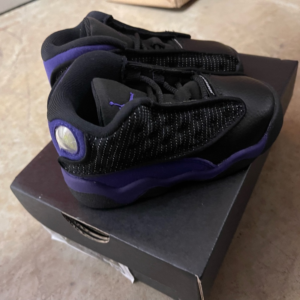 Jordan 13s 2022 retro little kids AUTHENTIC